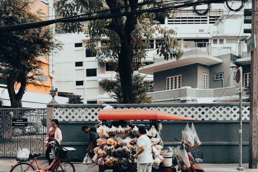Oportunidades de Carreira na Tailândia: Como Conquistar Vagas em Gigantes como PTT e Bangkok Bank - Como solicitar vagas de emprego na Tailândia