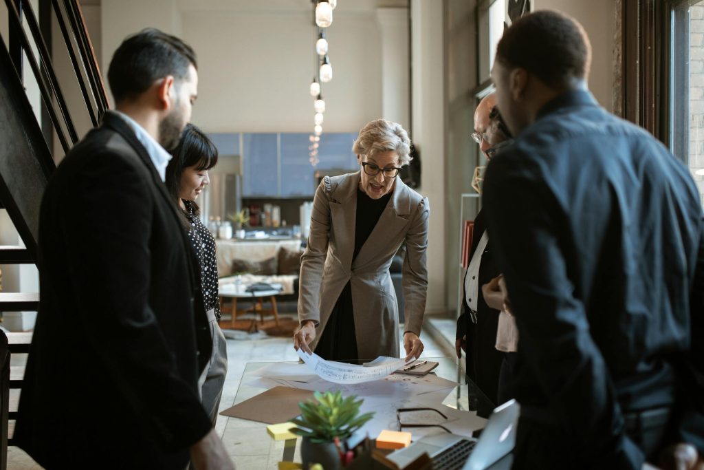 Como Construir uma Carreira de Sucesso na Irlanda: Oportunidades em Setores Domésticos como Ryanair, CRH e Kerry Group - Como solicitar vagas de emprego na Irlanda