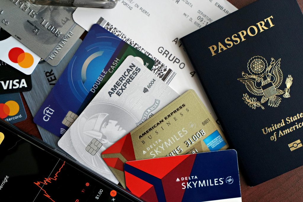 Cartões de Crédito para Viagens: Descubra os Benefícios do Halifax Clarity e do MBNA Air Miles - Como solicitar cartão de crédito online no Reino Unido?
