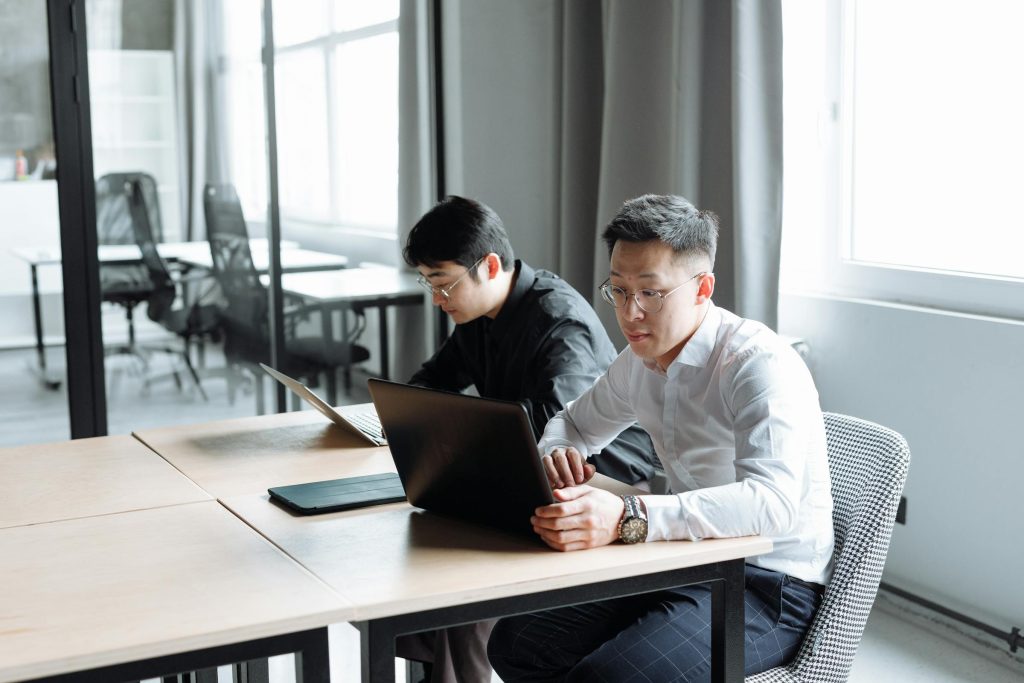 Emprego na Eslováquia: As Melhores Vagas em Setores de Saúde e Tecnologia com DÔVERA e IBM - Melhores oportunidades de emprego na Eslováquia