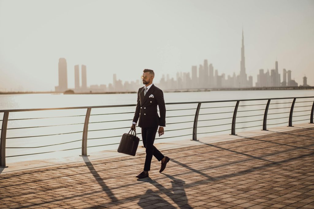 Unlocking Financial Opportunities: A Comprehensive Guide to Work Visa Loans in the UAE - empréstimo com visto de trabalho UAE
